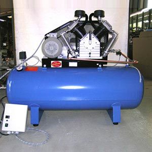 Piston compressor Piston compressor